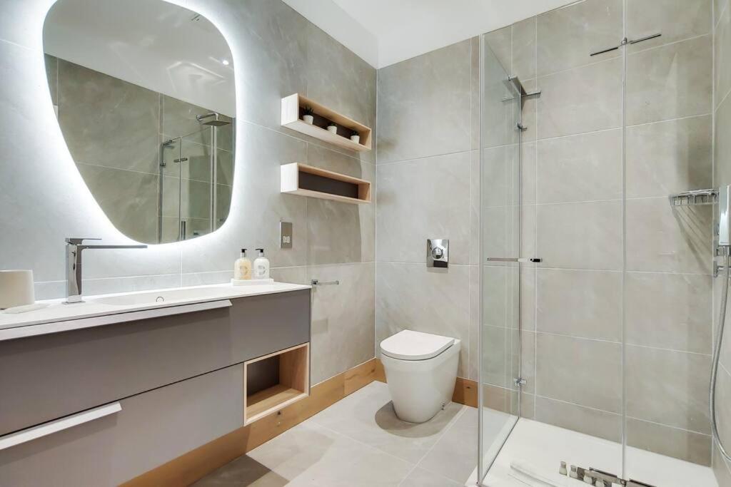 11 Borough Apartments - Bright & Spacious 2-Bed Near London Bridge Zewnętrze zdjęcie